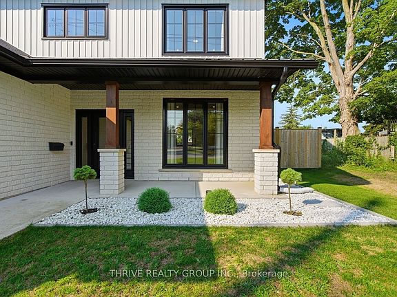 2nd image of 18 McNab St