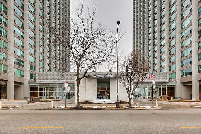 1st image of 3600 N Lake Shore Dr APT 710