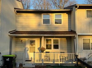 28 Wayside Ct, Stafford, VA 22554