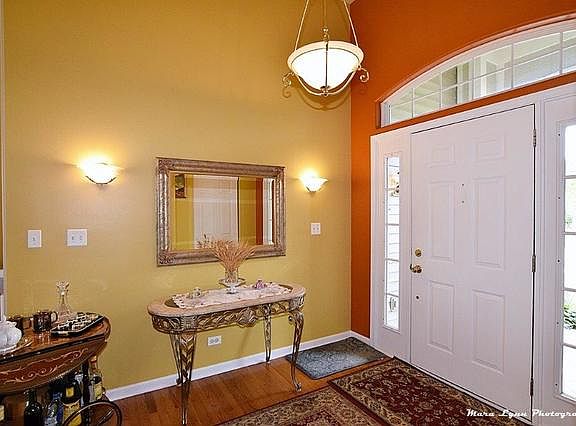 2nd image of 1462 Hawksley Ln
