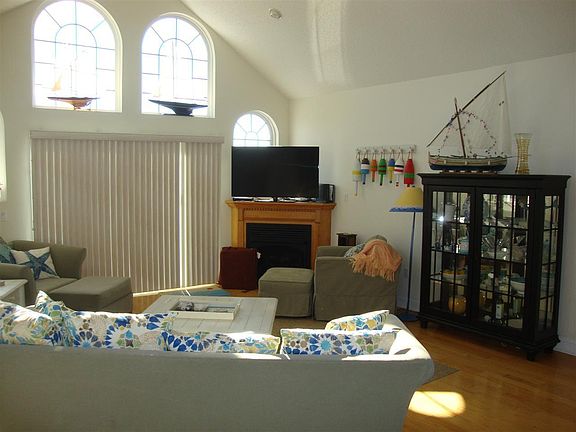 5th image of 133 53rd St #East