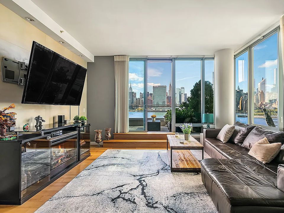 1st image of 4630 Center Blvd APT 710