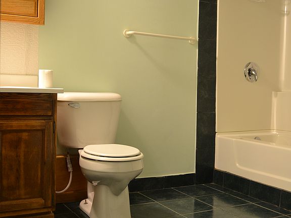 4th image of 4828 Clearsky Dr