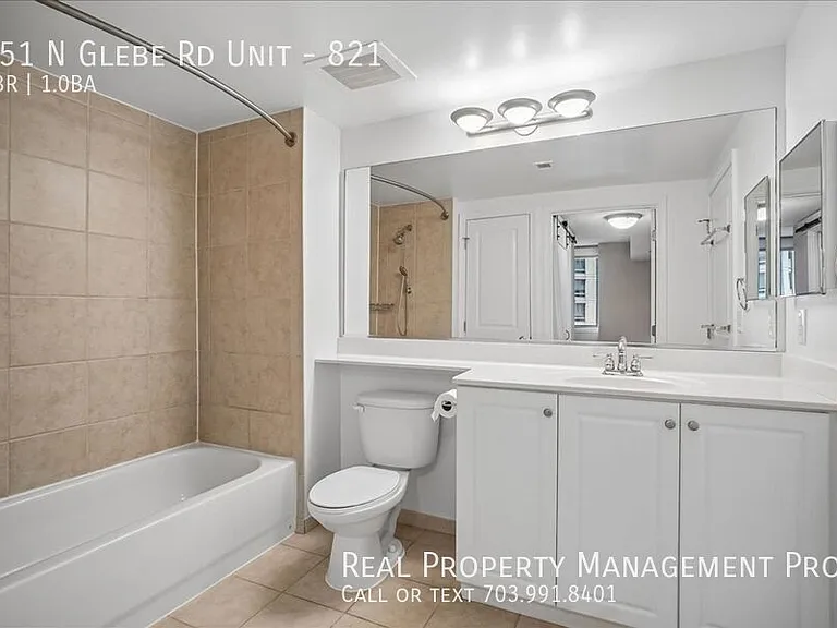 851 N Glebe Rd #821 — Photo 17