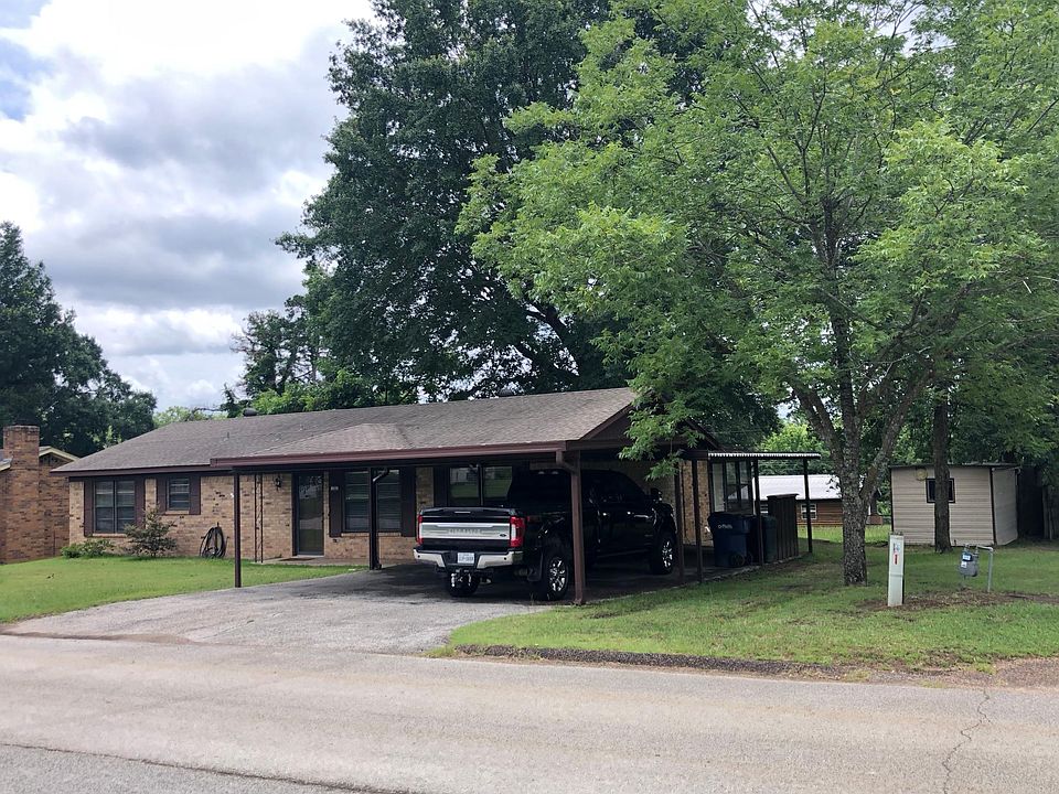 1st image of 102 Brookwood Ln
