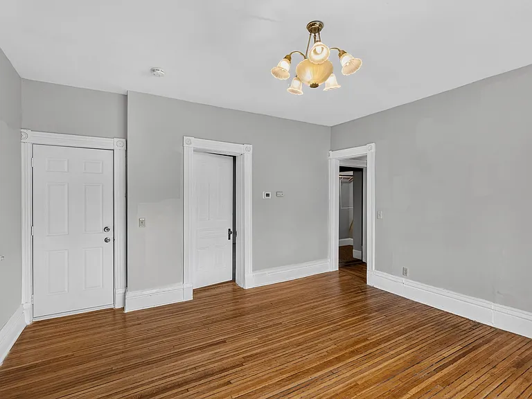515 Whitall St #A — Photo 7