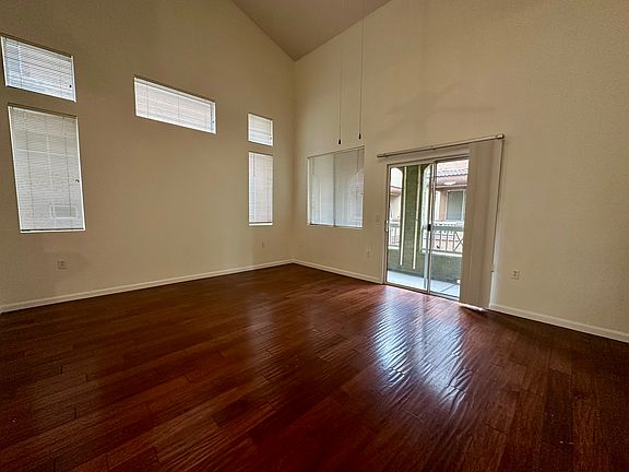 4th image of 1920 E Bell Rd Unit 1148