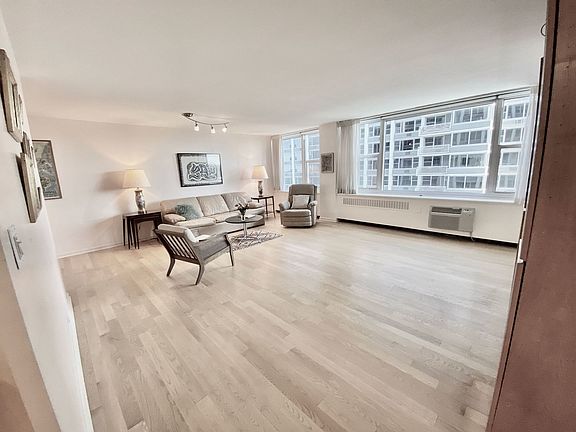 2nd image of 4250 N Marine Dr APT 2133