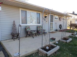 275 Madison Dr W, West Jefferson, OH 43162