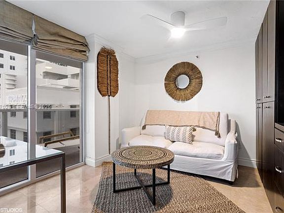 5th image of 2401 Collins Ave APT 909