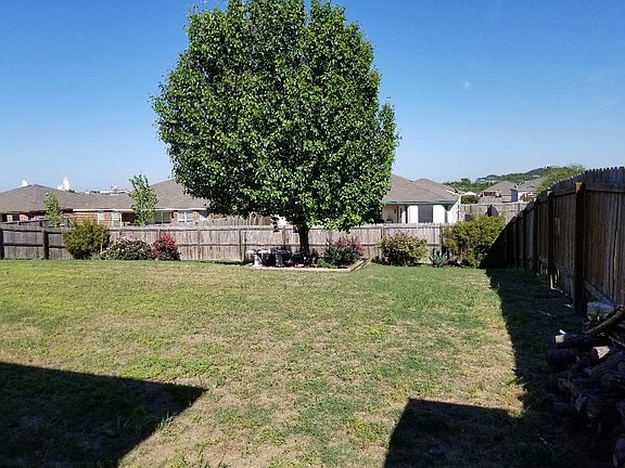 3rd image of 5300 Bridle Dr