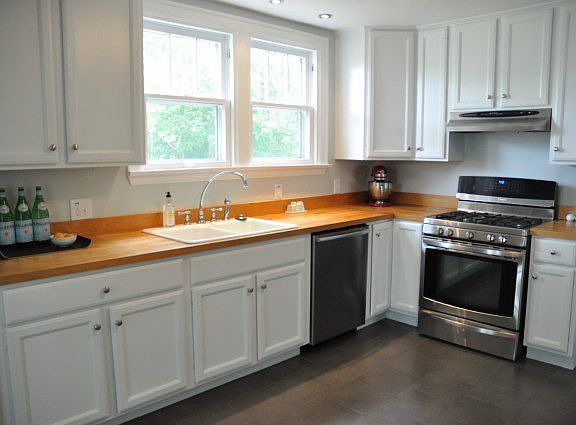 Kitchen w/ Butcher Block