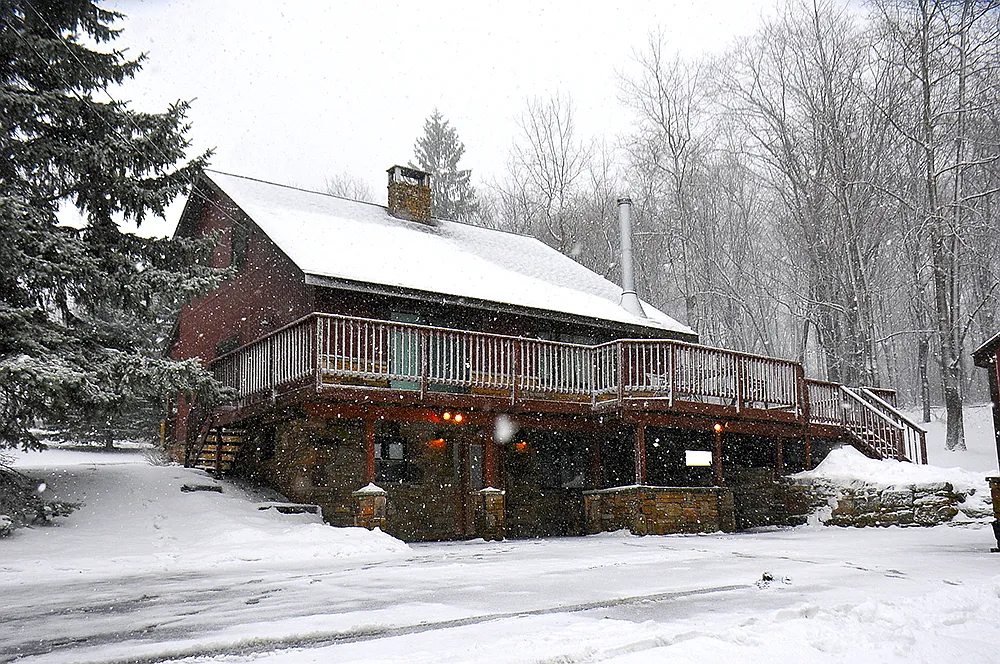 204 Mohawk Rd photo 1