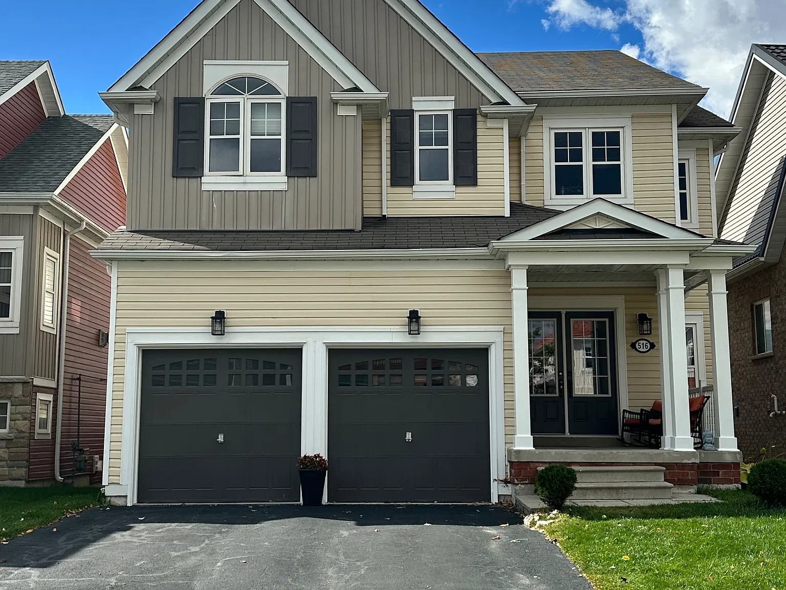 4 bed, $3,000 — Photo 1