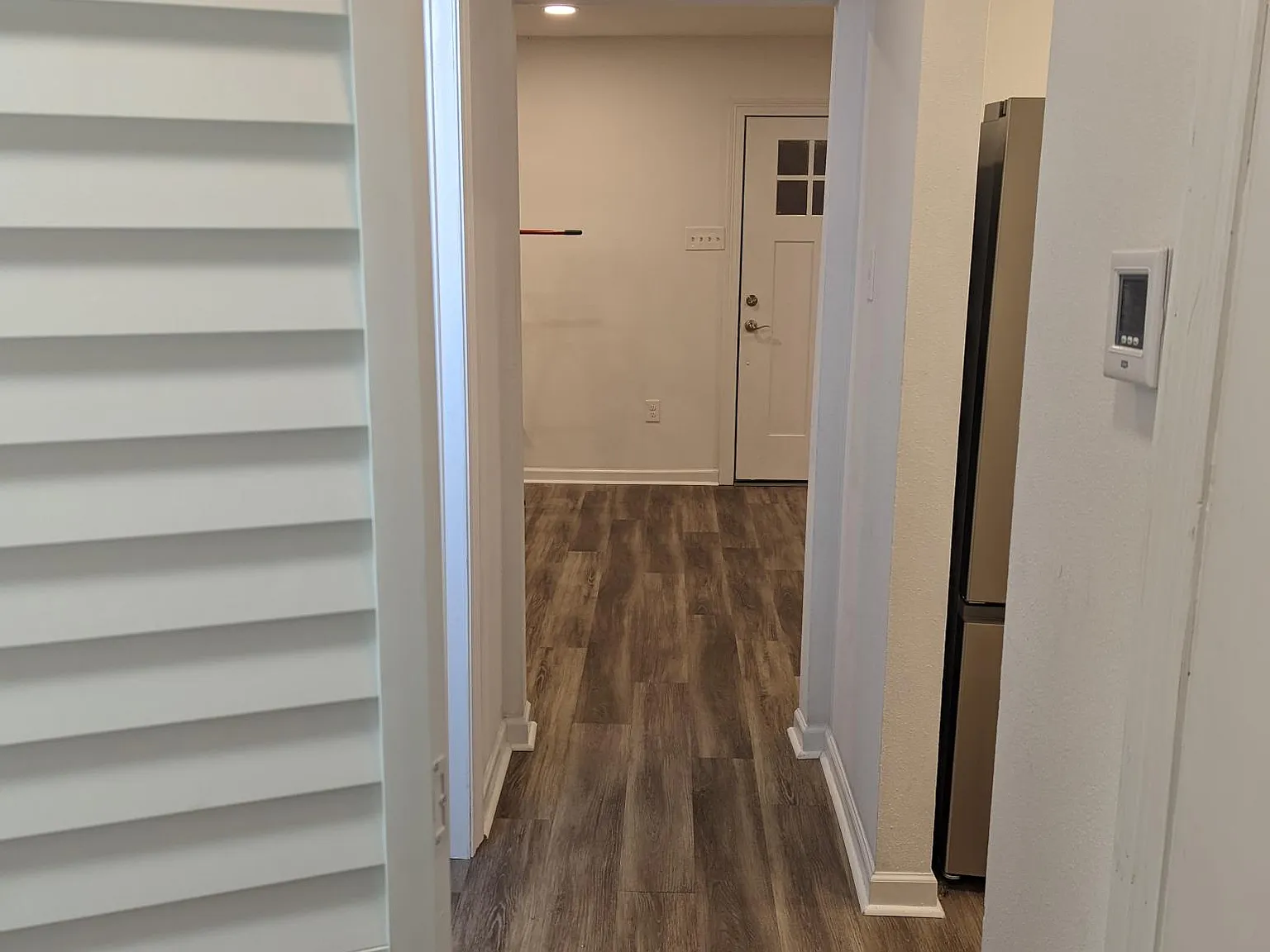 1104 Albert St — Photo 2
