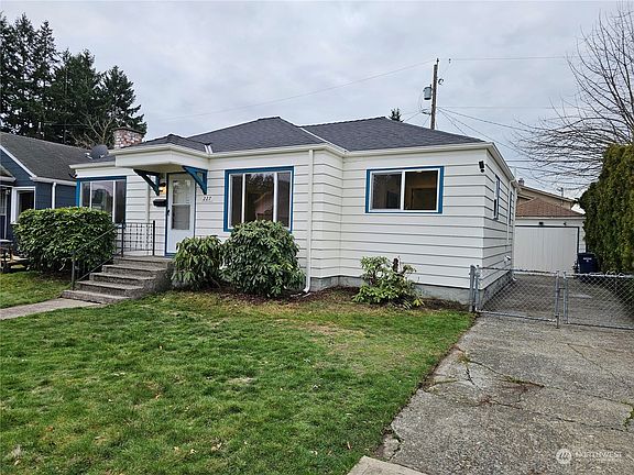 4th image of 227 J Street SE