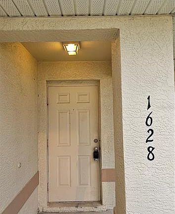 2nd image of 1628 SW Santa Barbara Pl