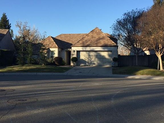 4th image of 3463 Banyon Dr