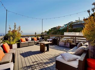 8835 Evanview Dr, Los Angeles, CA 90069