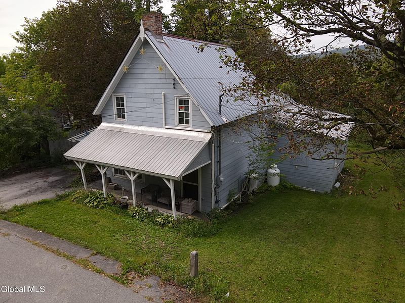 4th image of 31 Mountain Street