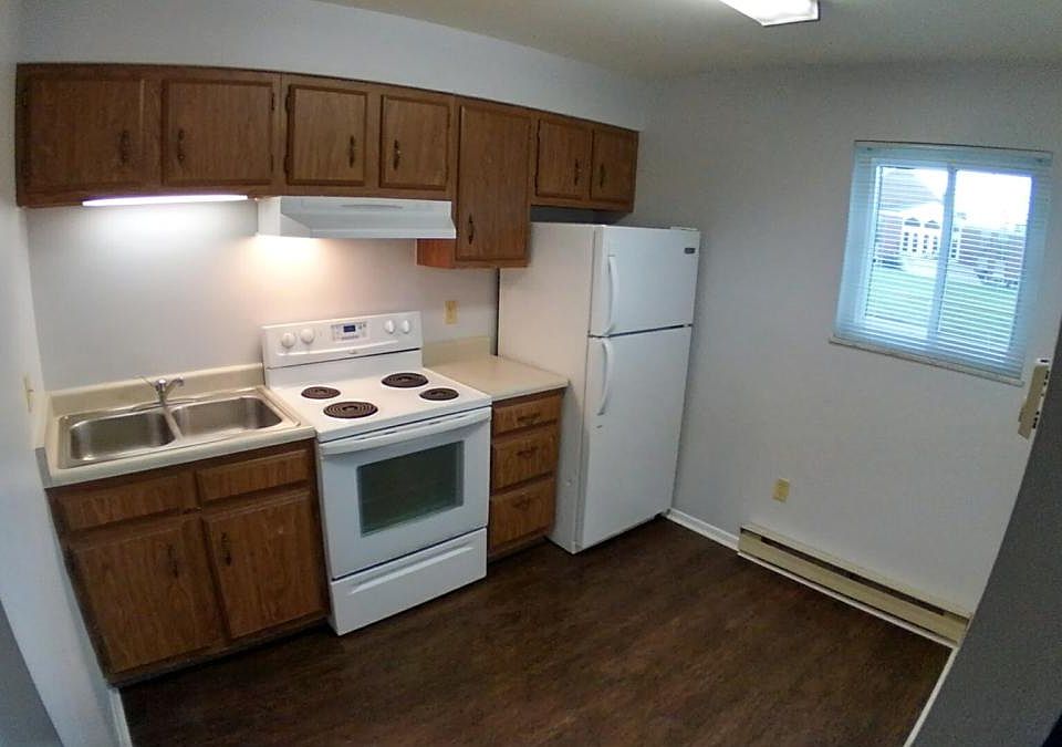 1st image of 2344 Glenheath Dr APT 6