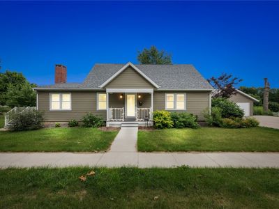 115 3rd St NE, Mount Vernon, IA, 52314