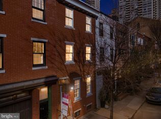 2045 Rittenhouse Sq, Philadelphia, PA 19103