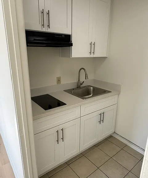 5052 Dunbar Dr #E — Photo 20
