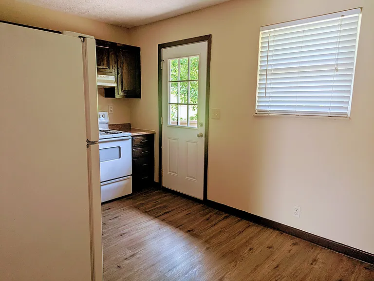 325 Arrowhead Dr #325 — Photo 7