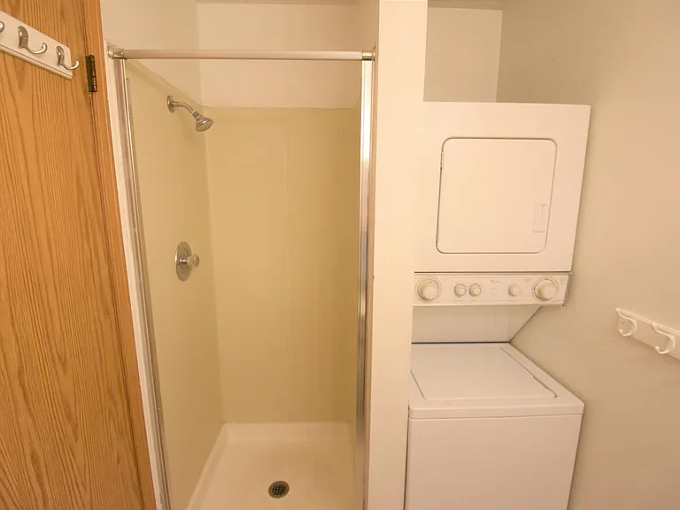 1018 Marine St #3 — Photo 10