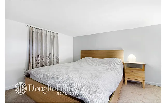 Rented by Douglas Elliman | media 21