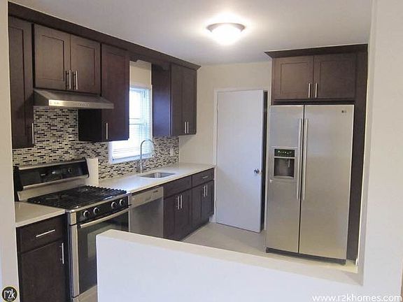 2nd image of 1592 208th St #2