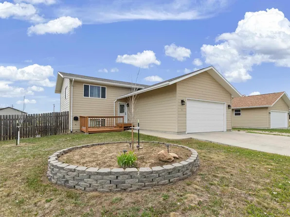 740 Bear Tooth Ct, Box Elder, SD 57719
