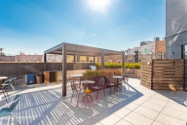 Rented by MySpaceNYC | media 21