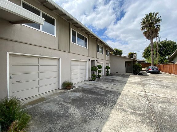 5th image of 127 Winslow Ct #3