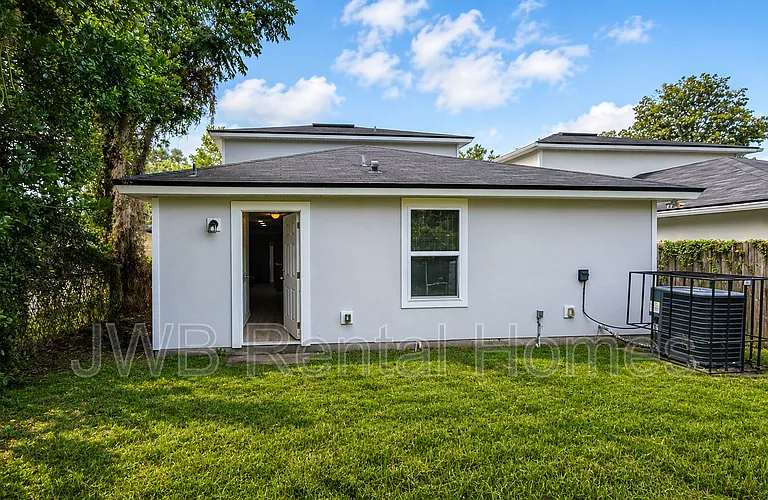 7625 Dandy Ave — Photo 14