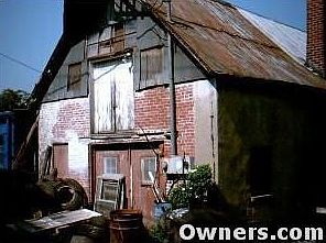 2nd image of 223 S Perry St