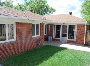 23 N Summit Ave, Newcastle, WY 82701