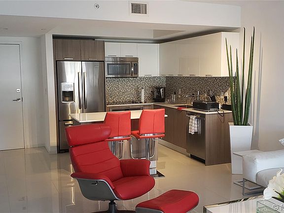 3rd image of 5252 NW Paseo Blvd #405