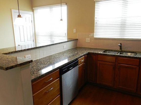 5th image of 1389 Upper Green Cir
