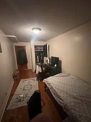 Rented by REALTY QUEST NEW YORK INC | media 7