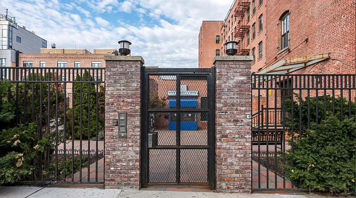 Rented by Harmonycity Corp. | media 18