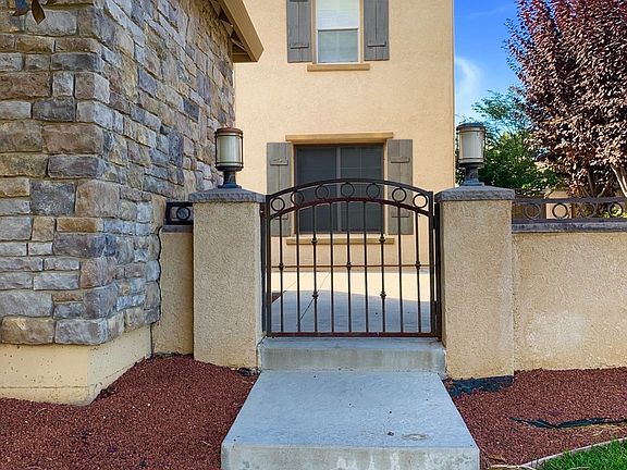 5th image of 1205 Imperial Lily Dr