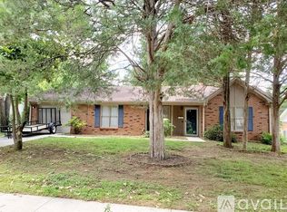 1027 Branscomb Cir SE, Huntsville, AL 35803