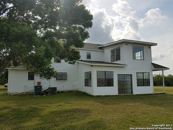 2nd image of 800 County Road 302