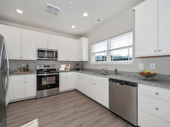 Fairway Vista Apartments