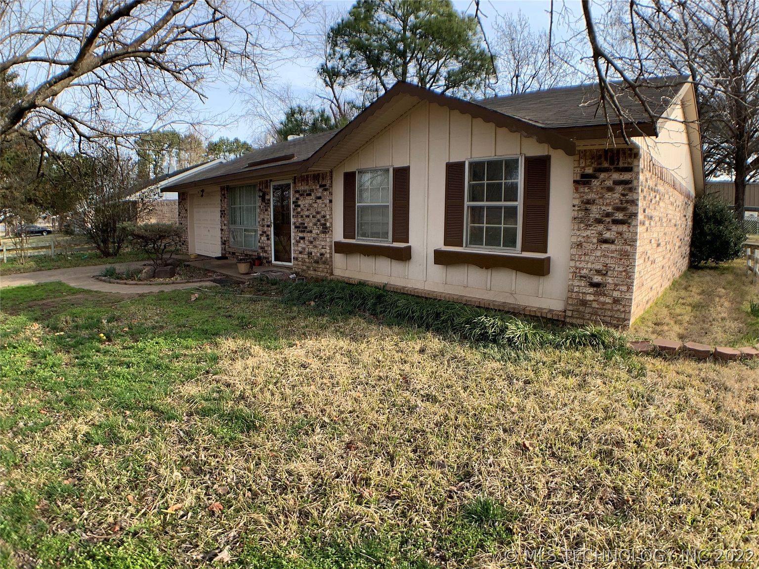 212 NE 18th Street, Durant OK - photo 2