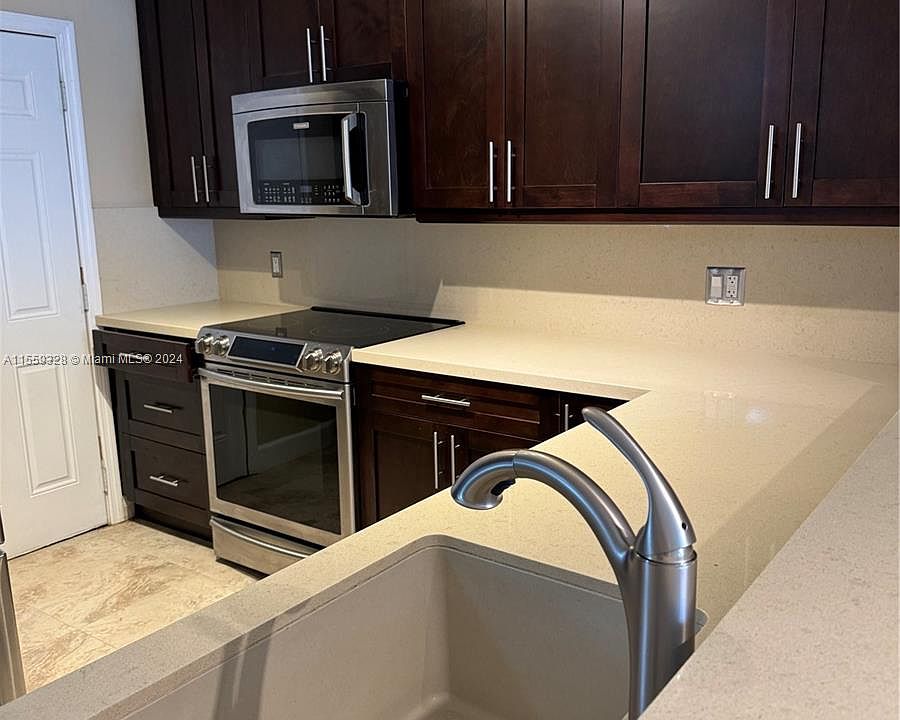 1st image of 1400 NE 191st St APT 105