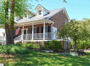 2 Darby Hill Ln, Taylors, SC 29687
