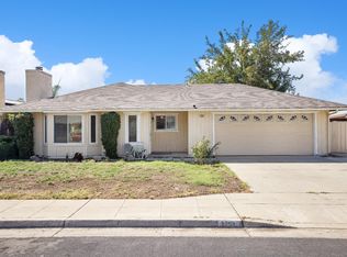 1754 Ashcroft Ave, Clovis, CA 93611